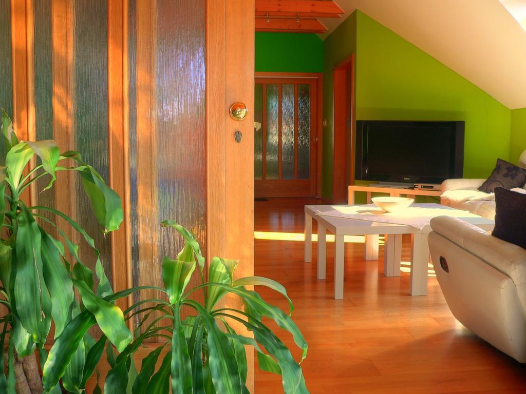 Privat Baja Hotel Liptovsky Mikulas Room photo