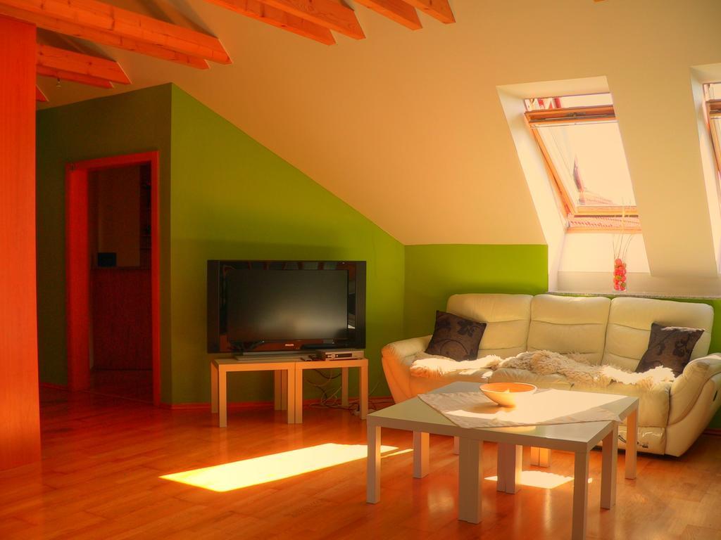 Privat Baja Hotel Liptovsky Mikulas Room photo