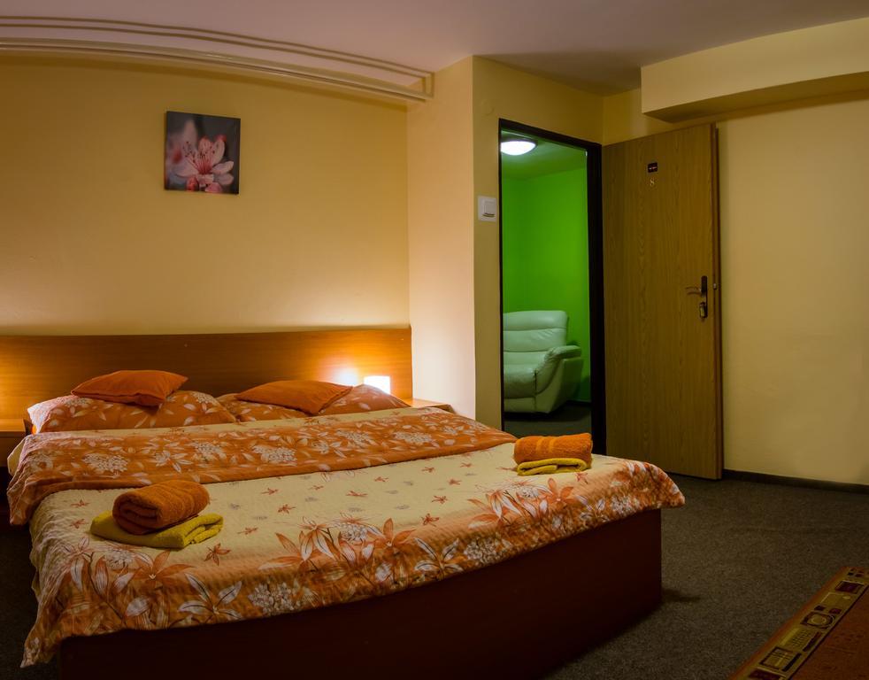 Privat Baja Hotel Liptovsky Mikulas Exterior photo