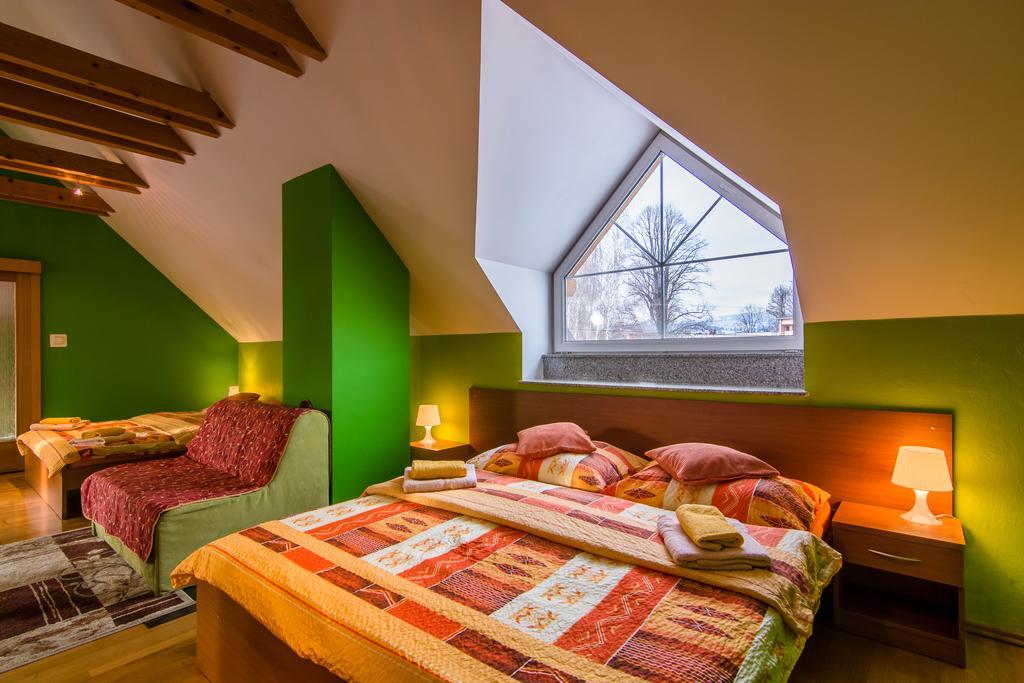 Privat Baja Hotel Liptovsky Mikulas Room photo